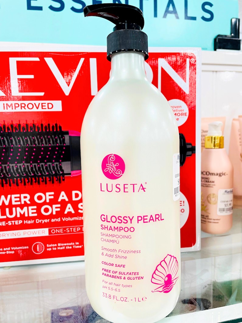 マーシャルズのヘアケア売り場のシャンプー「LUSETA」