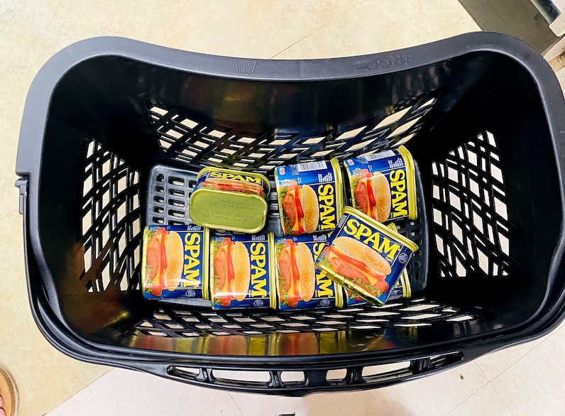 スパムたくさん買う