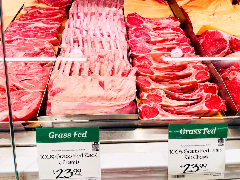ホールフーズの美味しそうな肉