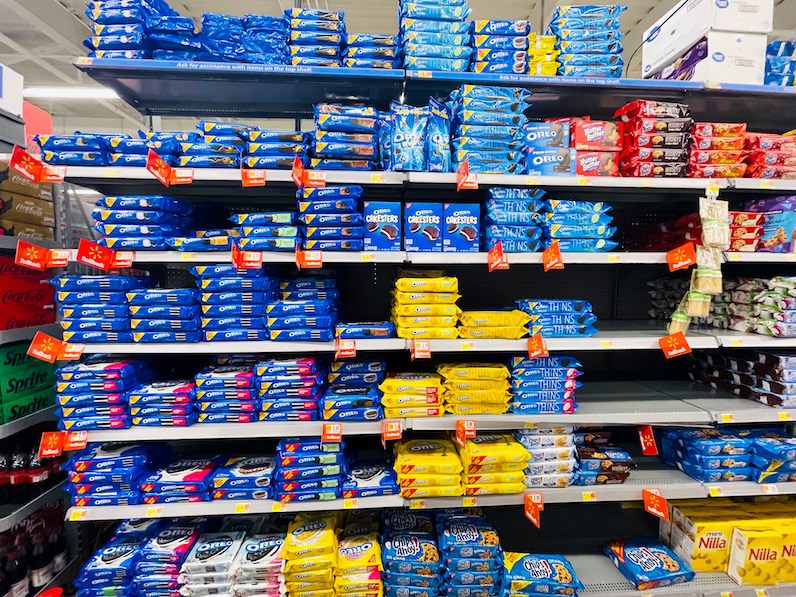 ウォールマートのオレオ売り場