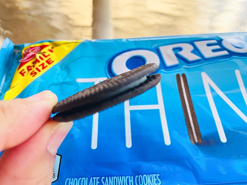 薄いオレオ「OREO Thins」実物