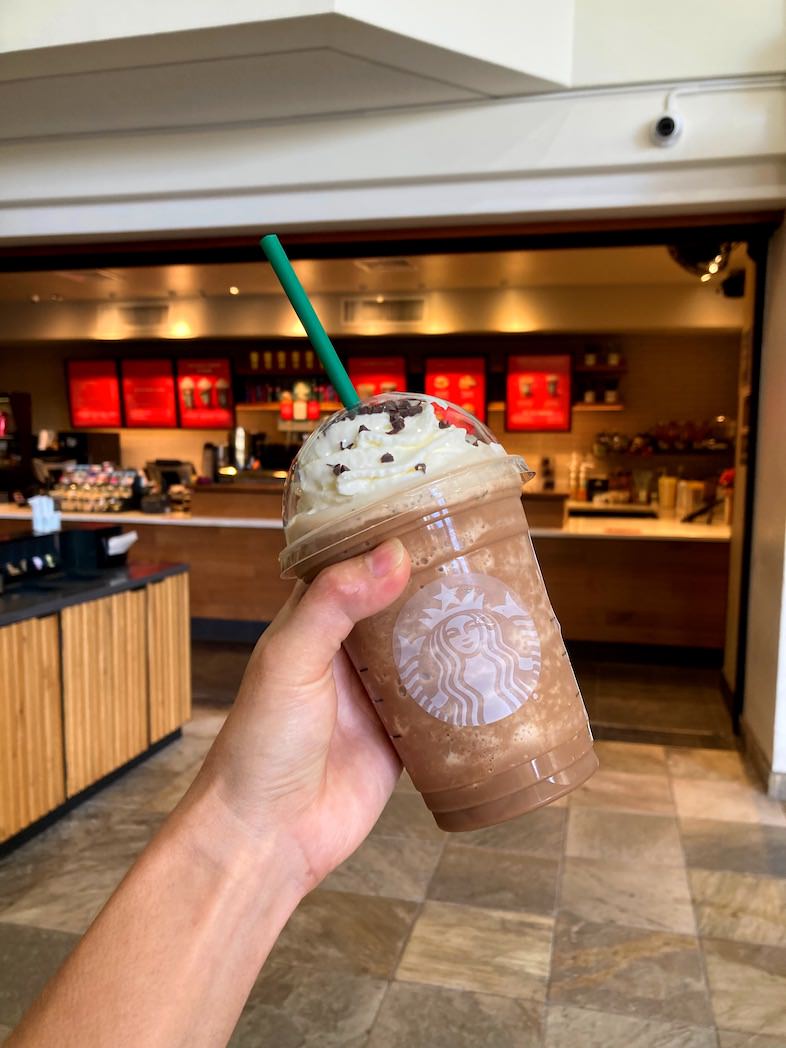 ハワイのスタバ季節限定の「ペパーミントモカフラペチーノ」