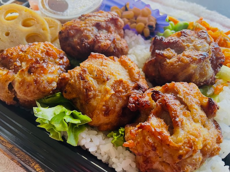 ヒゴトの唐揚げチキンのアップ