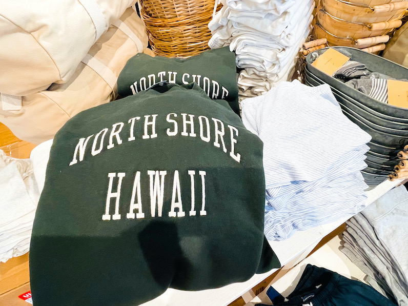 アラモアナの「ブランディーメルビル」のハワイ限定トレーナー〝ノースシュア〟