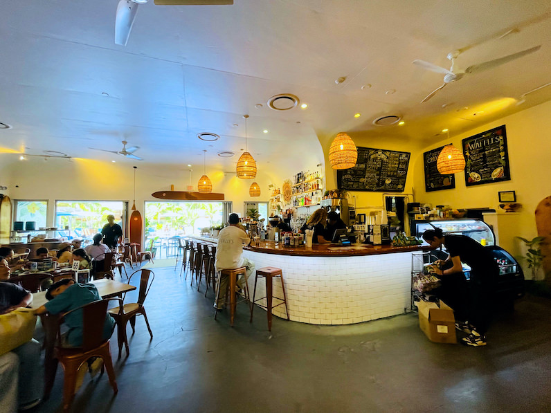 ハワイアン・アロマカフェ店内
